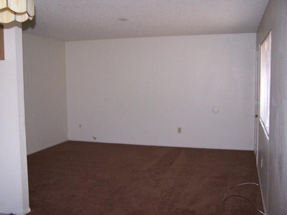 5th image of 73838 S Slope Dr APT A