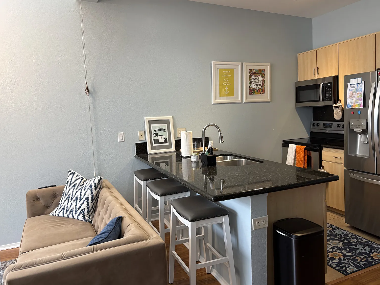 Studio, 585 sqft, $2,195 — Photo 3