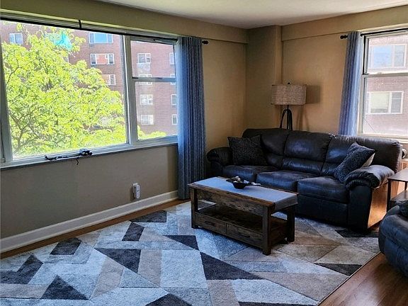 4th image of 11850 Edgewater Dr APT 620