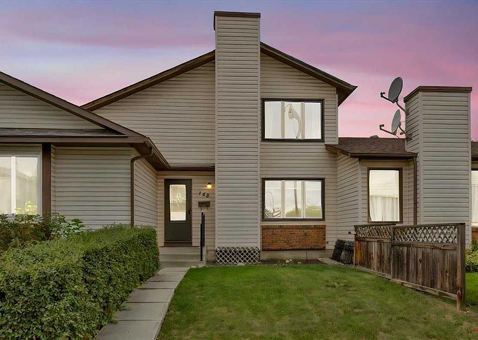 1st image of 148 E Deerview Way SE