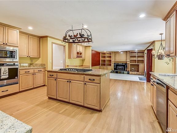 5th image of 25706 SE 32nd Pl