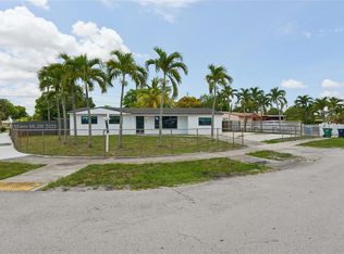 4260 NW 172nd Dr, Miami Gardens, FL 33055