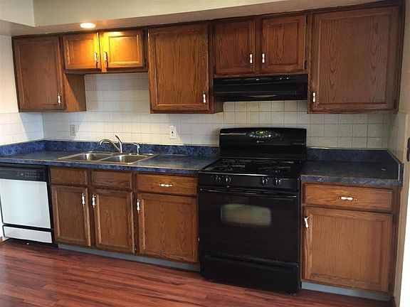 2nd image of 4115 Florence Ave