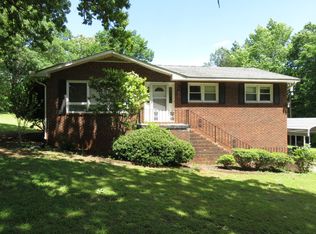 204 Herin Dr, Greenwood, SC 29649