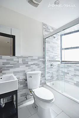 Rented by Bohemia Realty Group | media 8