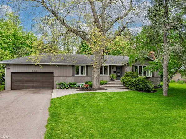 1589 Crediton Pkwy, Mississauga, ON L5G 3X2