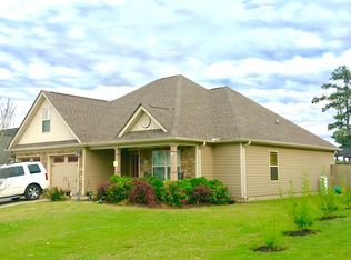 298 Century Dr, Rossville, GA 30741