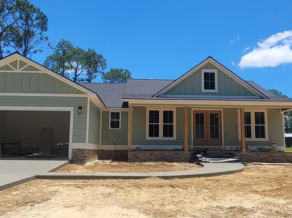 308 Dogwood Ave, Douglas, GA 31533