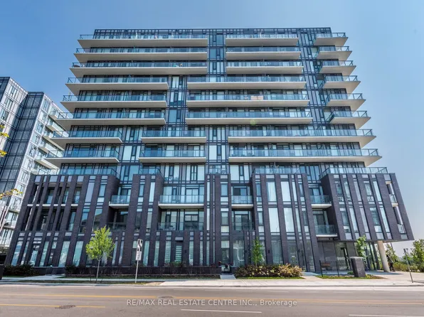 215 Veterans Dr #211, Brampton, ON L7A 0T8