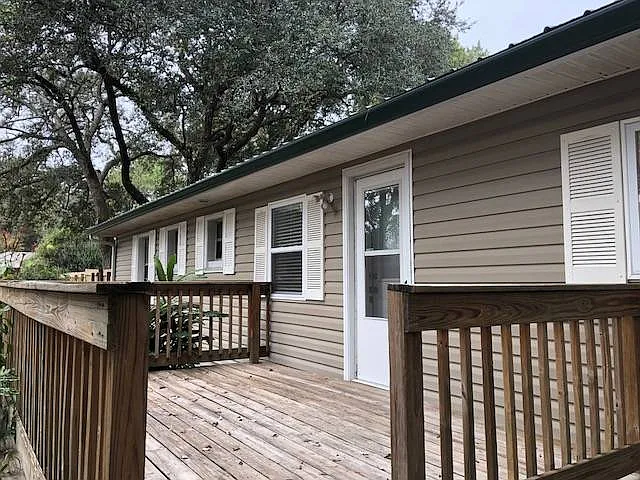 Beautifully Updated & Well Maintained 3Bed/2Ba Home in Springfield. *1/2 OFF Security Deposit for... — Photo 4