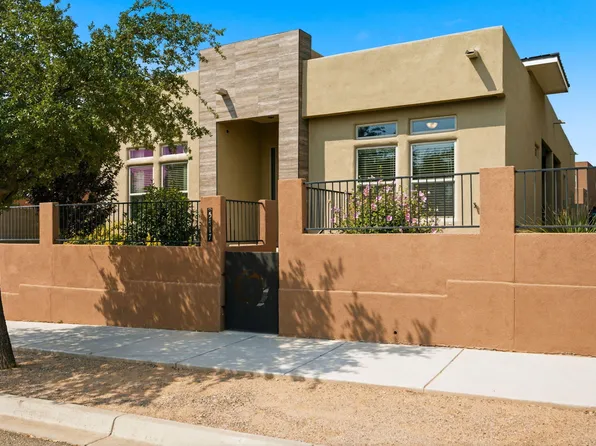 5417 E Village Rd, Rio Rancho, NM 87144