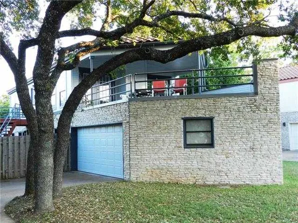 124 Acapulco Dr, Lakeway, TX 78734