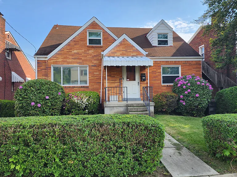 36 Fordham Ave — Photo 1