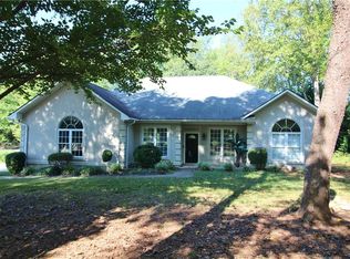 5135 N Church St, Greensboro, NC 27455