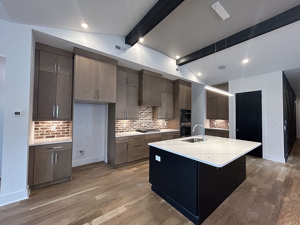 1st image of 5710 Willoughby Way #230