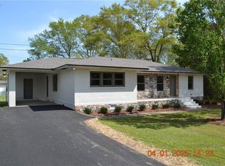 811 Seale Rd, Phenix City, AL 36869