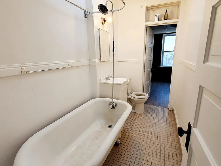 2729 Ashland Ave — Photo 17