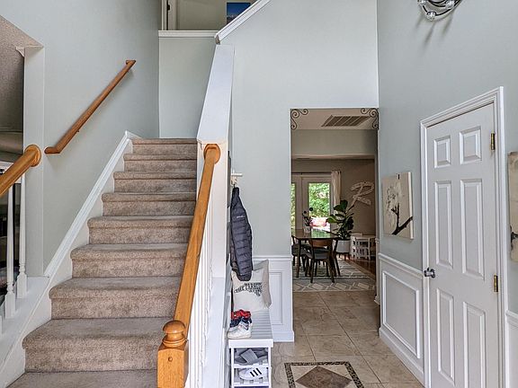 2nd image of 230 Newberry Ln