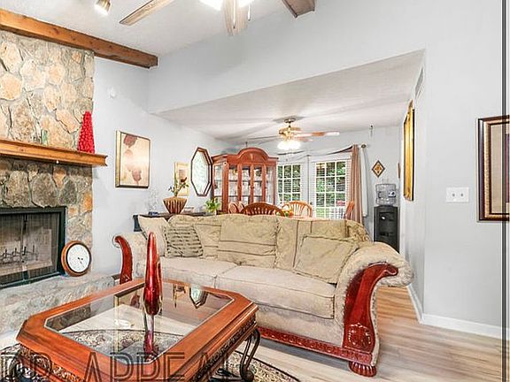 5th image of 3266 Carmel Dr