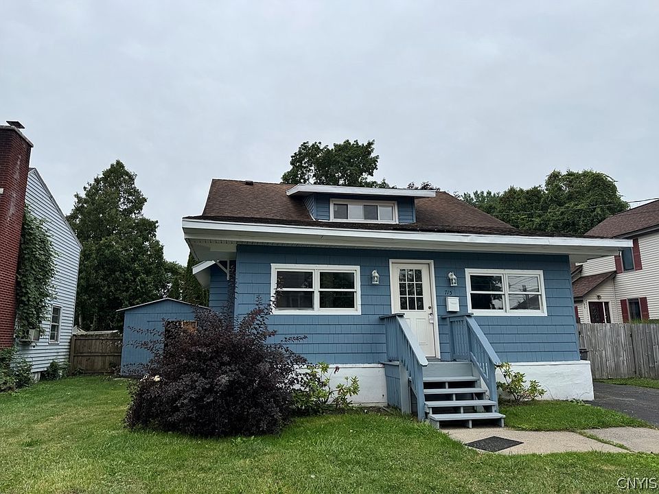 1st image of 715 W Court St