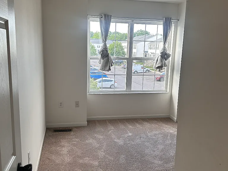 8257 Deering Oaks Dr — Photo 18