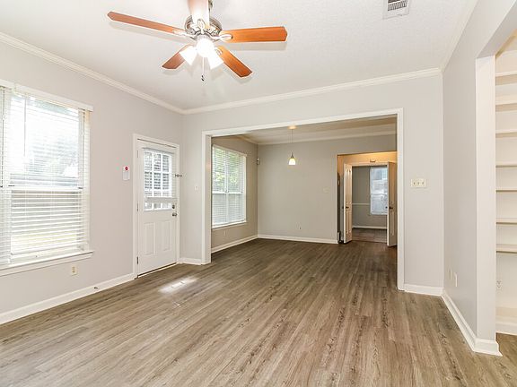 5th image of 8183 Walnut Valley Cv