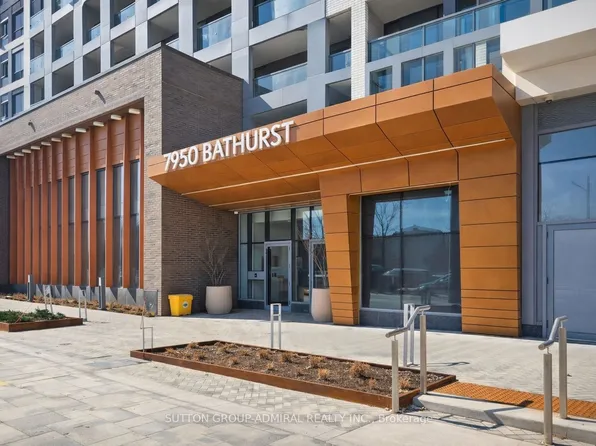 7950 Bathurst St, Vaughan, ON