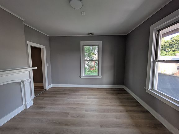 3rd image of 45 8th St #45