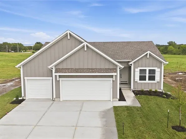 1117 Sendera Trl, Raymore, MO 64083