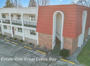 955 Kennely Rd #J-162, Saginaw, MI 48609