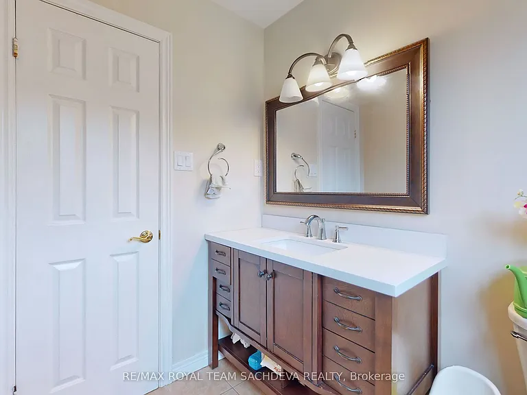 1614 Melman St — Photo 28