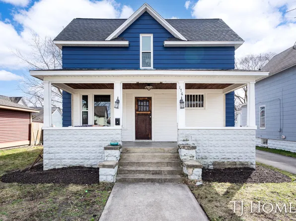 176 W 17th St, Holland, MI 49423