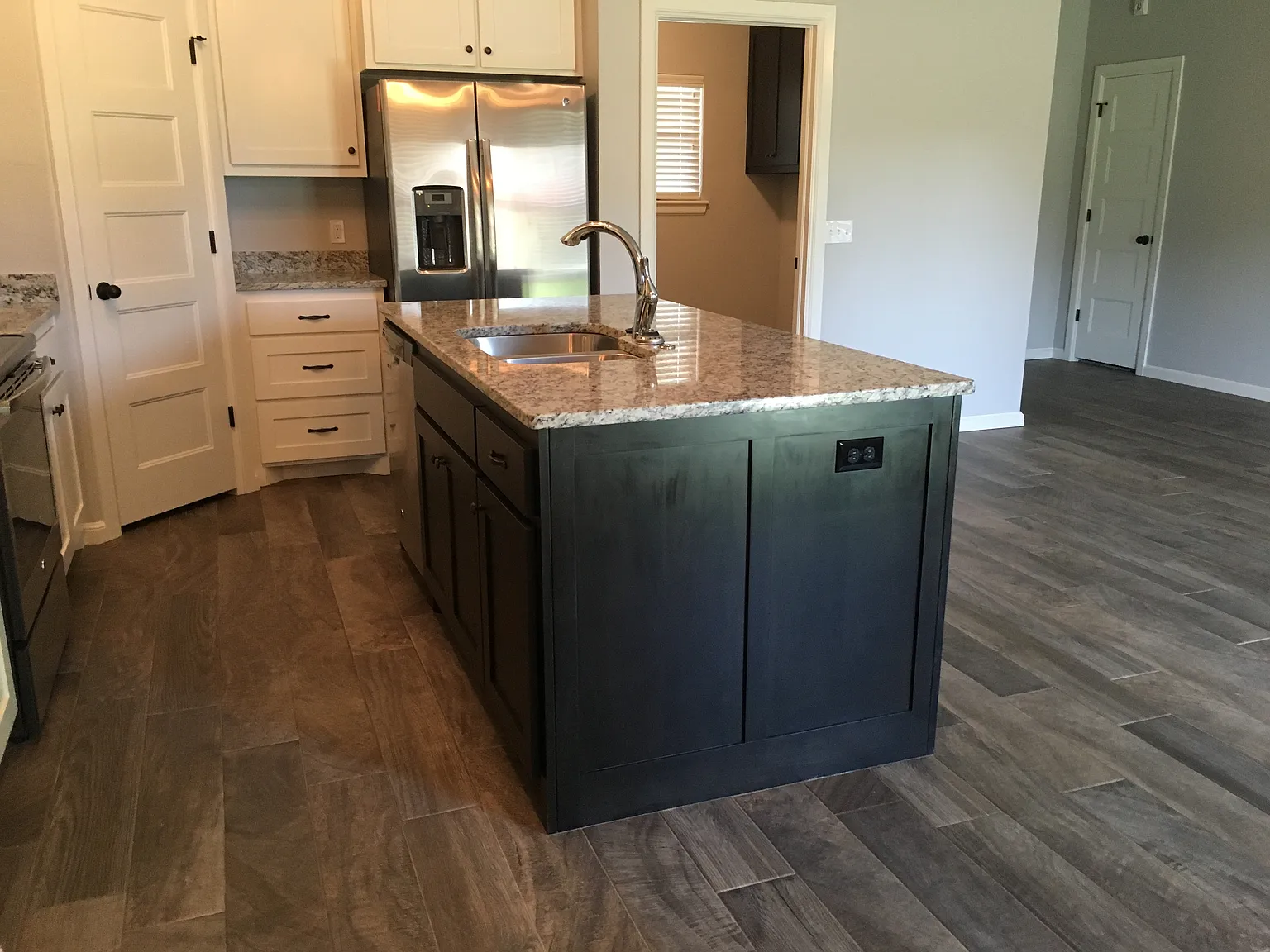3 bed, 1496 sqft, $1,600 — Photo 3