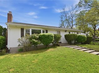 183 1st Ave, East Greenwich, RI 02818
