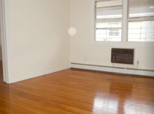 1330 Paterson Plank Rd #B, Secaucus, NJ 07094