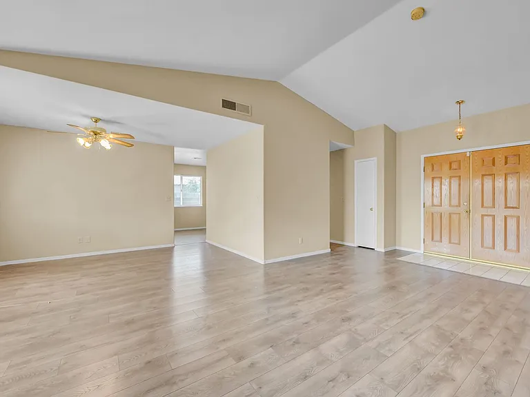 4814 Spring Falls Way — Photo 8