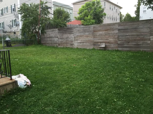 45 Upsala St #1, Worcester, MA 01610