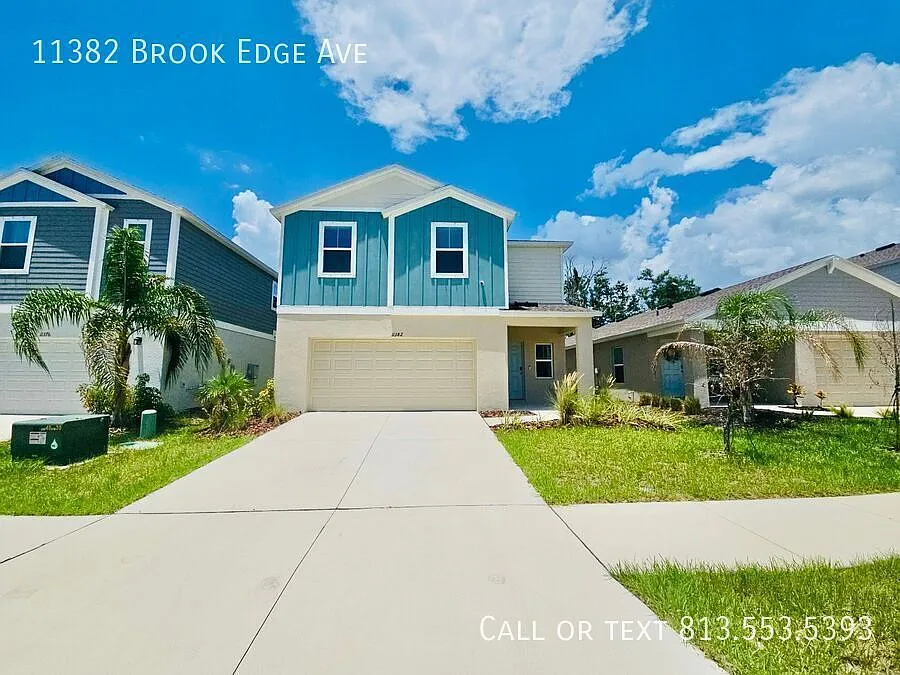 Spacious 4-Bedroom Home with 2-Car Garage in the Heart of Riverview! — Photo 1