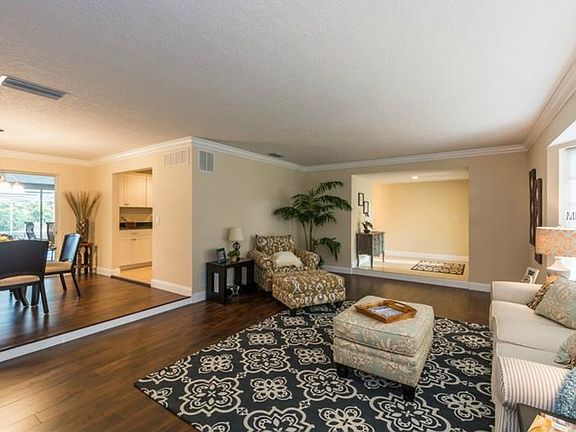 5th image of 1341 Eastfield Dr
