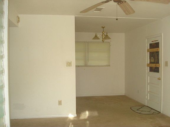 3rd image of 907 Clearview Ave
