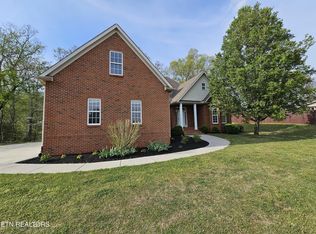 552 Man O War Dr, Seymour, TN 37865