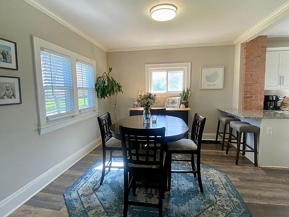 4th image of 3730 Meadowbrook Blvd