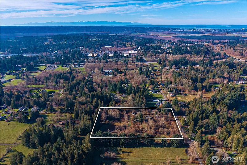 3rd image of 10330 56th St SE