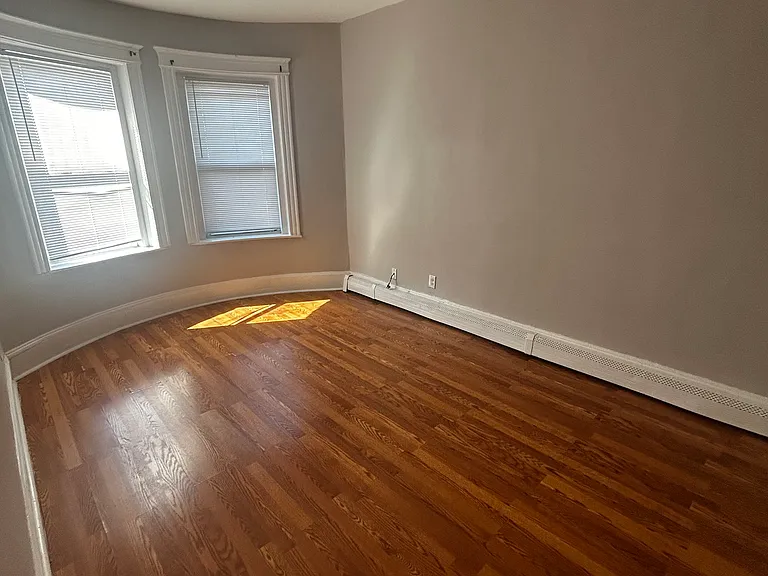 98 Woodledge St #3 — Photo 10