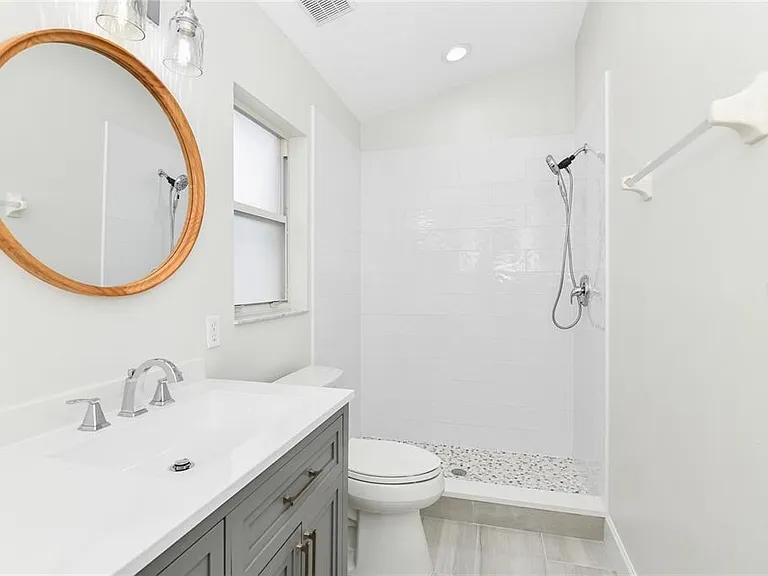 1820 Burchstone Dr — Photo 17