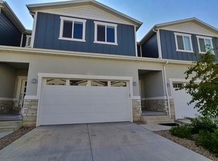 12496 S Shade Ln, Riverton, UT 84065