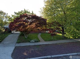 2627 25th Ave W, Seattle, WA
