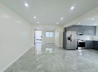 781 Isenberg St #1, Honolulu, HI 96826