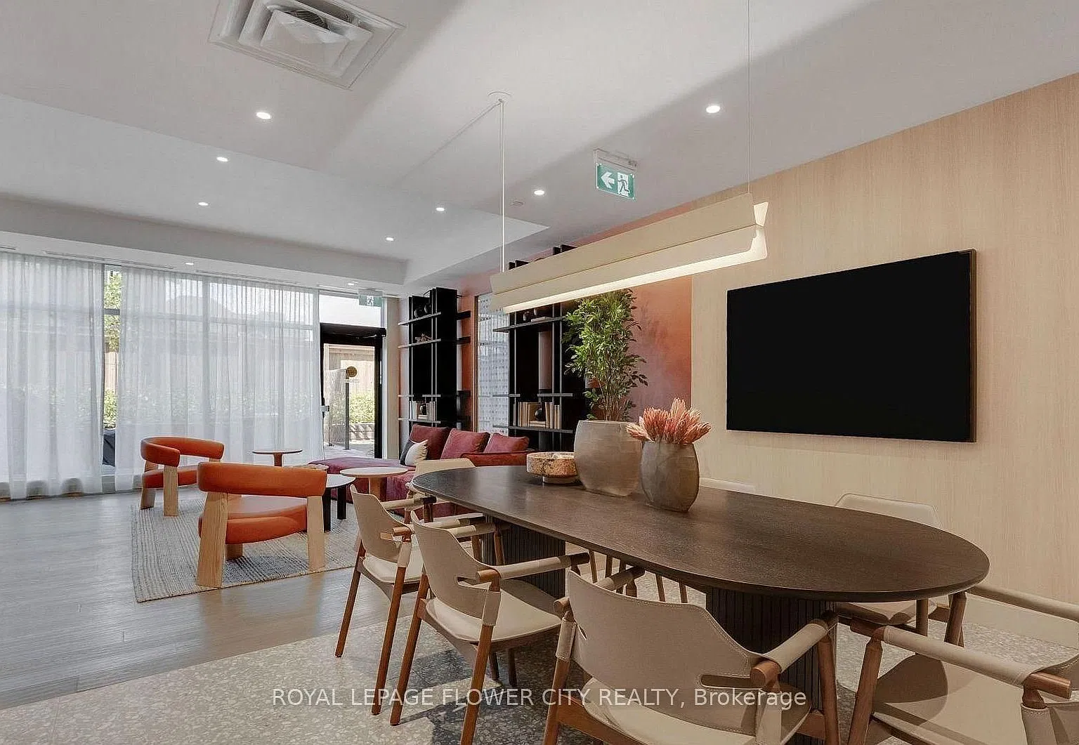 2 bed, $2,275 — Photo 2