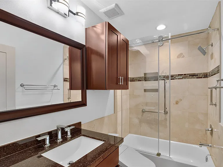 3208 Woodstone Dr — Photo 21